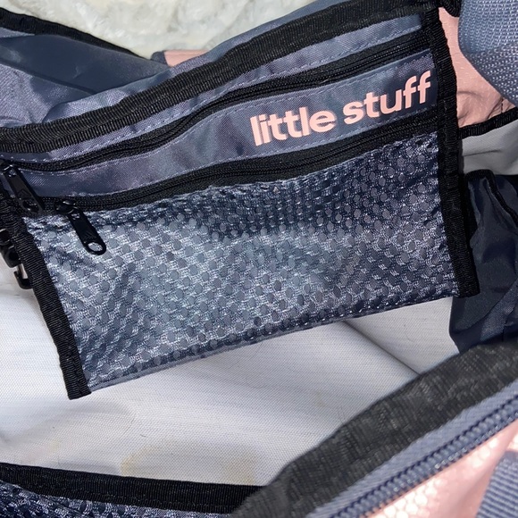 Pink/grey Adidas duffel - Picture 3 of 3